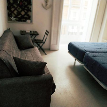 קדיז Hostal Casa Nautilus מראה חיצוני תמונה