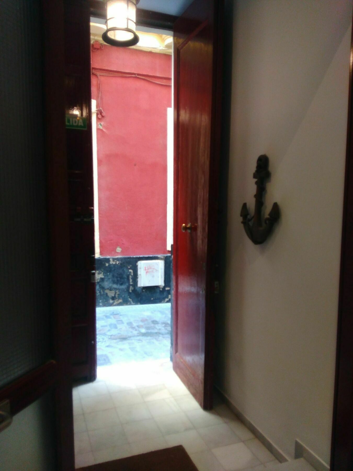 קדיז Hostal Casa Nautilus מראה חיצוני תמונה