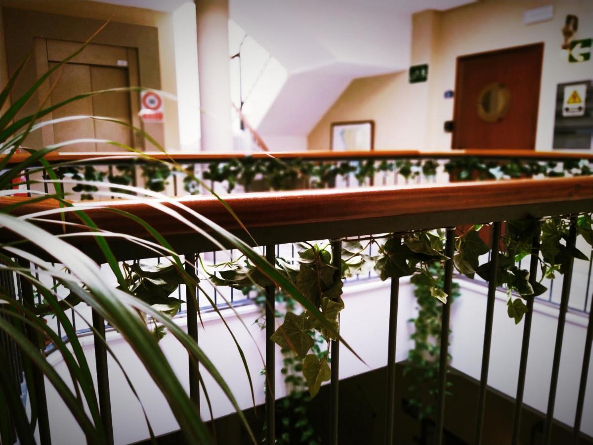 קדיז Hostal Casa Nautilus מראה חיצוני תמונה