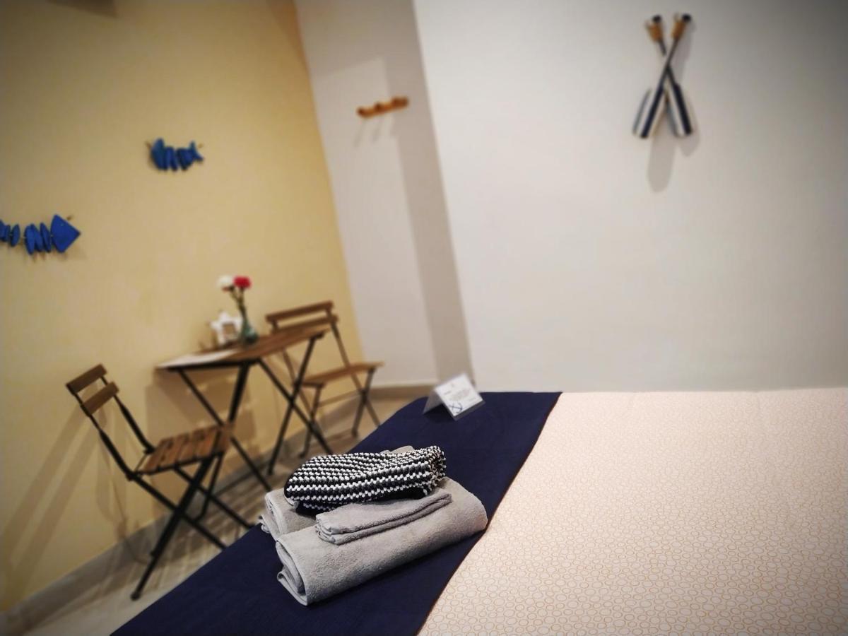 קדיז Hostal Casa Nautilus מראה חיצוני תמונה