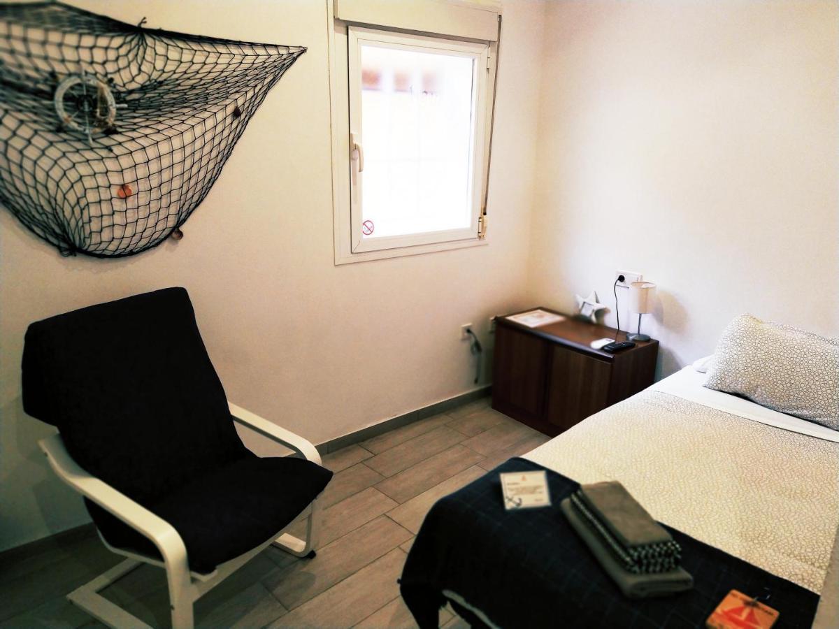 קדיז Hostal Casa Nautilus מראה חיצוני תמונה