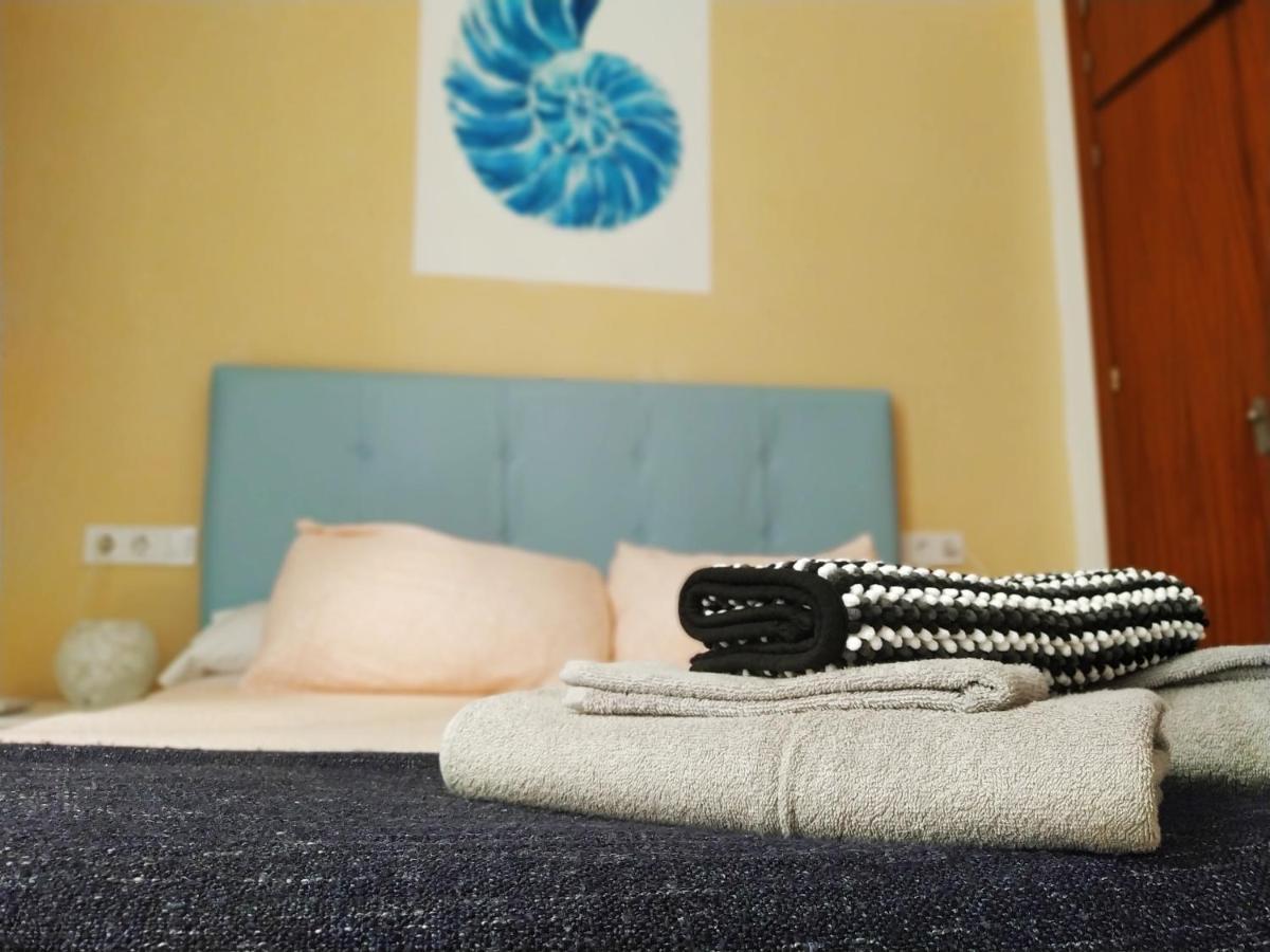 קדיז Hostal Casa Nautilus מראה חיצוני תמונה